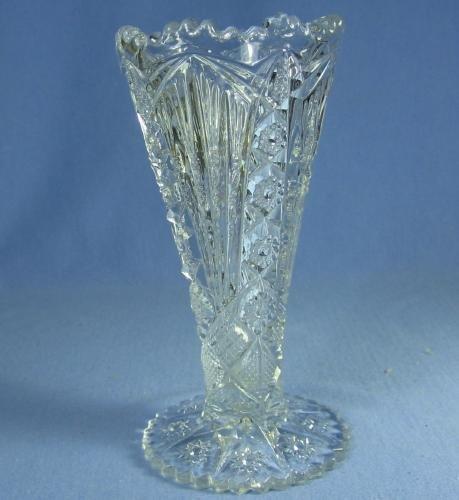 old vintage EAPG Tulip Vase - Antique Pattern Glass
