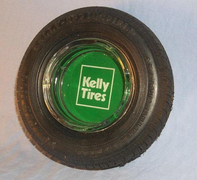 KELLY -SPRINGIELD Tire Ashtray - Tobacciana