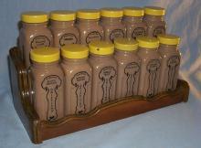 GRIFFITHS 12 Brown Glass Jar Spice Set on Wooden Rack