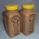GRIFFITHS 12 Brown Glass Jar Spice Set on Wooden Rack