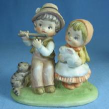 Vintage Lefton Bisque Porcelain FLUTE Player Boy and Girl - Children Figurine