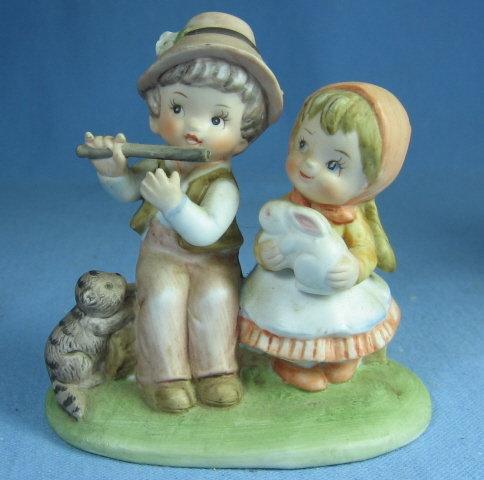 Vintage Lefton Bisque Porcelain FLUTE Player Boy and Girl - Children Figurine