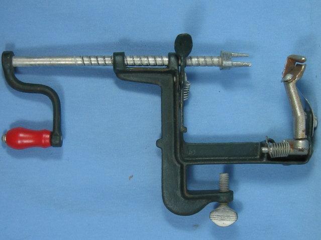 Kitchen APPLE PEELER PARER Corer and Slicer - Kitchen Tool