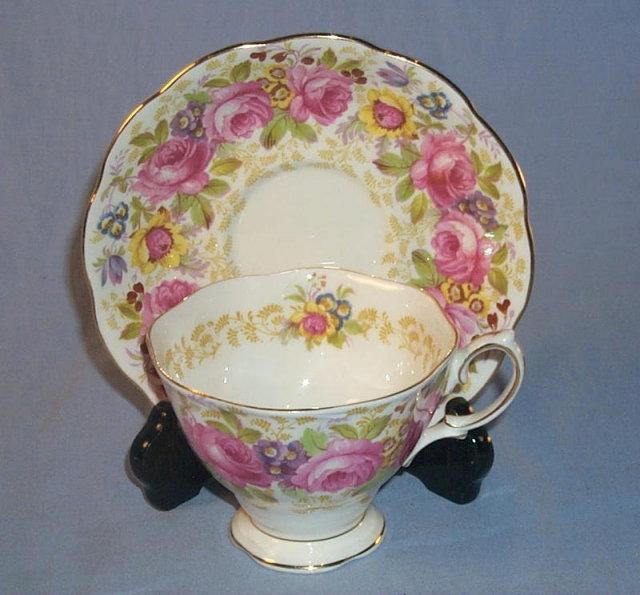 Royal Albert SERENA Porcelain Cup & Saucer Set.