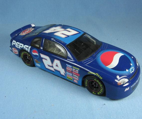 Jeff Gordon 1:24 NASCAR Pepsi Racing - Die Cast Collectible Adult Toy Car