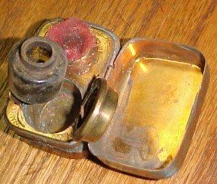 Glasgow Pin WipeTravel Inkwell - Glass