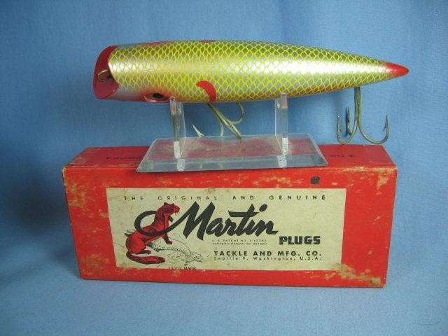 MARTIN Fish Lure ~ Muskie PLUG or Slat Water Sporting Fishing Bait with Box