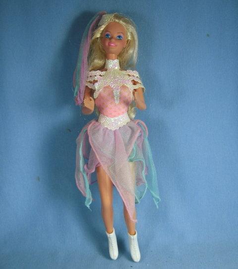 Vintage BARBIE Doll ICE SKATING DIVA