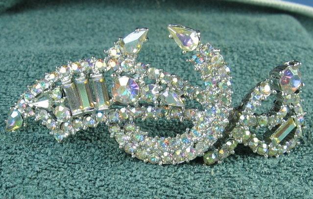 Sword with Crescent Moon Rhinestone Brooch Pin - Shriner Fraternal Organization Jewelry