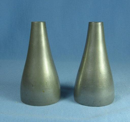REED & BARTON Pewter Salt & Pepper Shakers - Antique Metalware