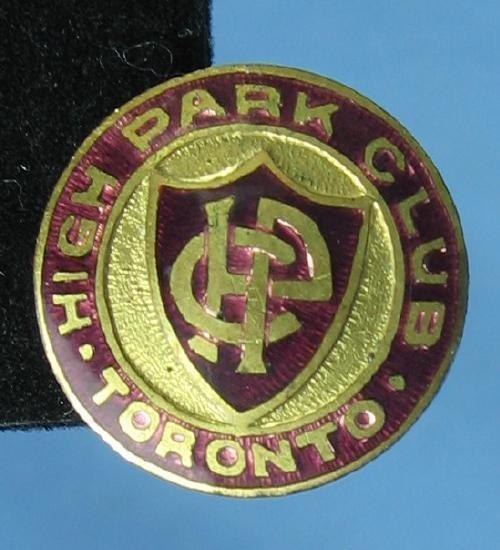 Vintage CURLING Pin Toronto HIGH PARK CLUB Souvenir - sporting