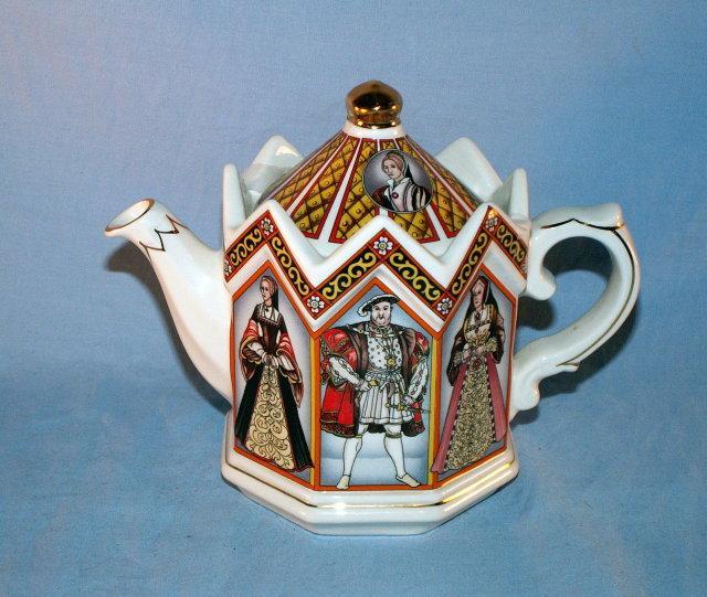 English SADLER King Henry VIII and His Six Wives Porcelain Tea Pot
