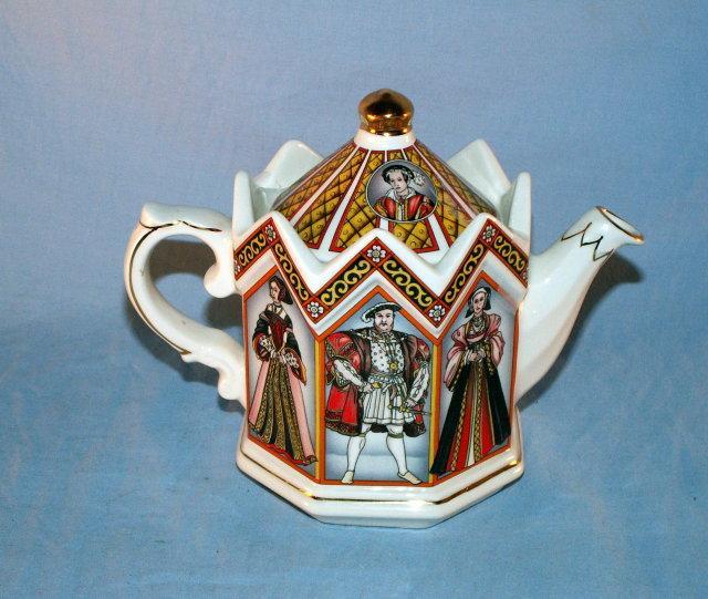 English SADLER King Henry VIII and His Six Wives Porcelain Tea Pot