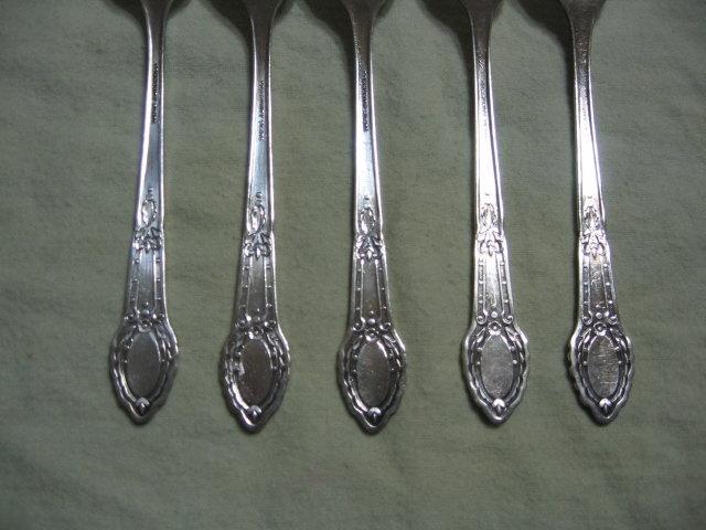 OLD SOUTH RENDEZVOUS Oneida/Wm Rogers Silverplate 5pc Lot.
