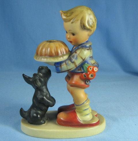 Hummel BEGGING HIS SHARE TMK 3 - 1957 porcelain limited edition