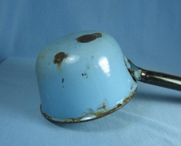 Blue GRANITEWARE Water Dipper or Ladle - Antique metalware
