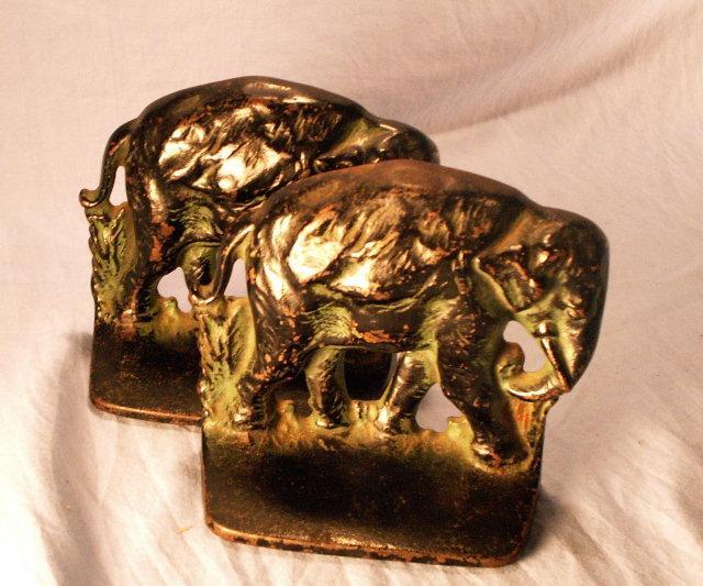 Black ELEPHANT Cast Iron Bookends - Metalware