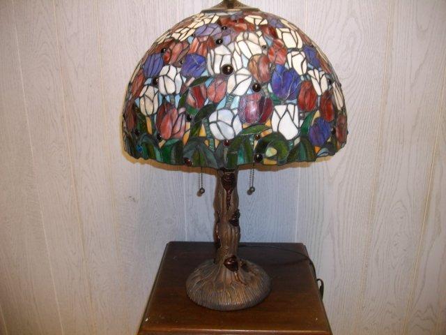 Leaded Glass Antique style Table Lamp