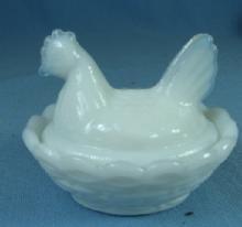 Miniature HEN on NEST - Westmoreland Milk Glass Chicken Covered SALT