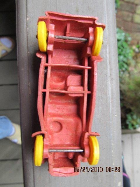 Rubber Race Car Auburn - Toys