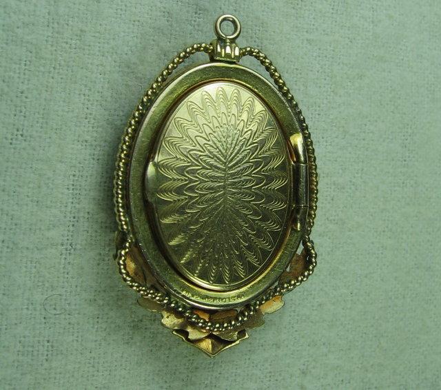 Carved Shell CAMEO Gold LOCKET - Antique Fine Estate Jewelry