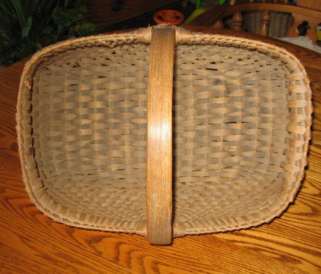 BUTTOCK BASKET - Antique Primitive Woven Splint Wood