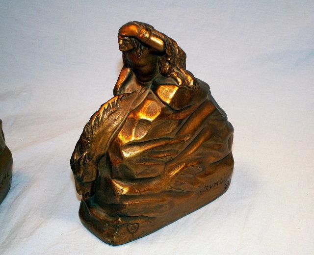 SEARCHING INDIAN Cast Metal Bookends - Metalware
