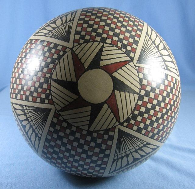 Mata Ortiz Artist Signed Indian POT - Vintage Ethnographic Pottery by Paty Ortiz