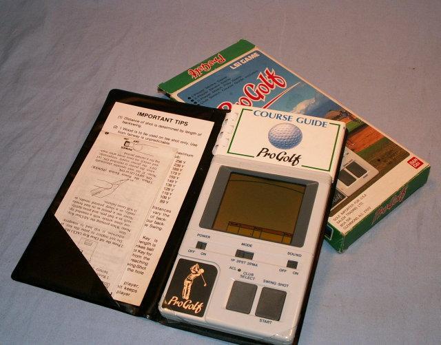 PRO GOLF Hand Held Electronic Game in Original Box - Sporting