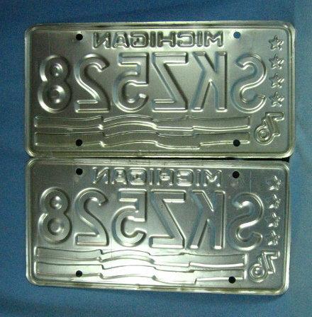 1976-78 Michigan Bicentennial PAIR - Used Automobile misc