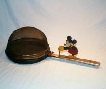 MICKEY MOUSE Popcorn Popper - Metalware
