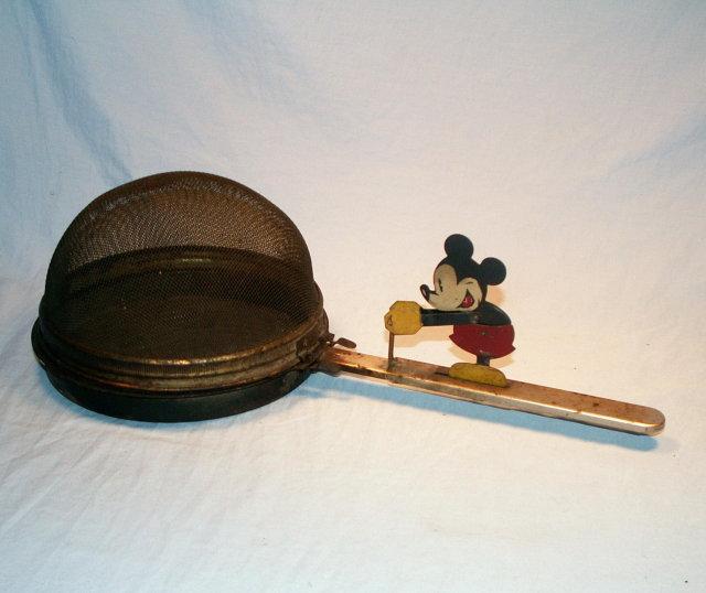 MICKEY MOUSE Popcorn Popper - Metalware
