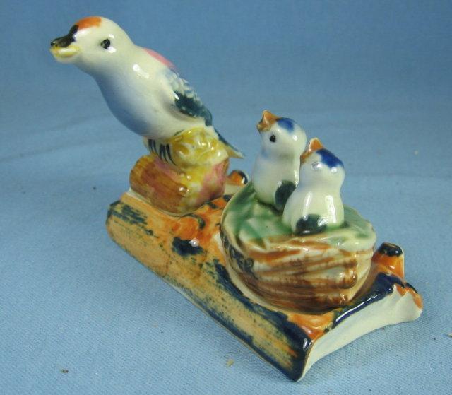 Bluebird BIRD and BIRDNEST Salt & Pepper Shaker Set - Vintag