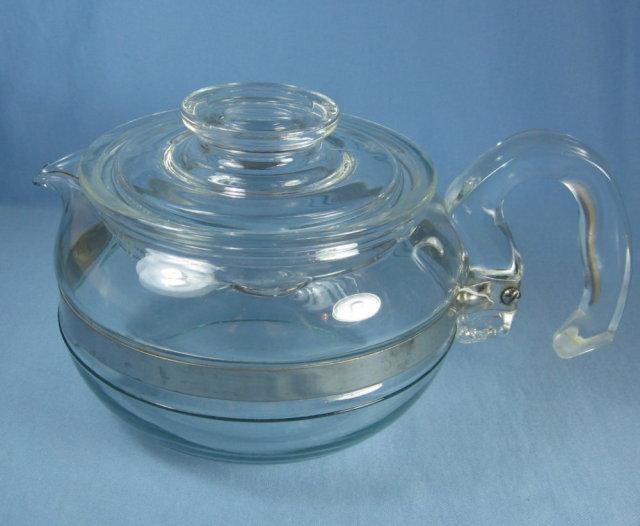Vintage Pyrex Flameware 6 cup TEAPOT - glass kitchenware