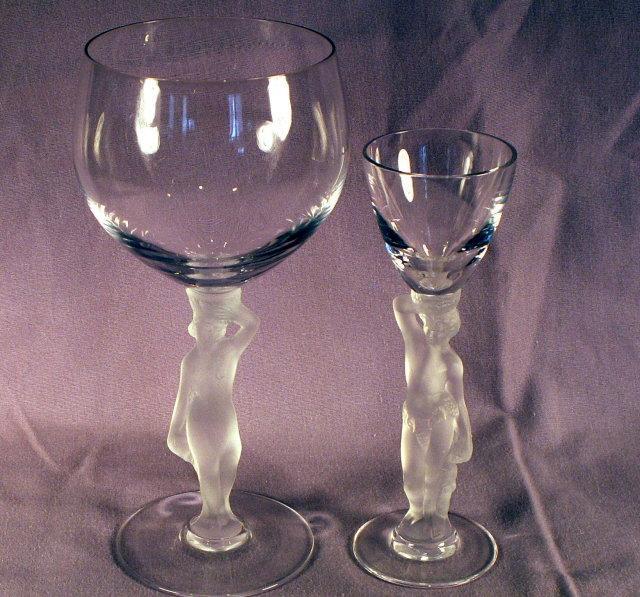 2 Pieces of Crystal Glass Nude Stemware