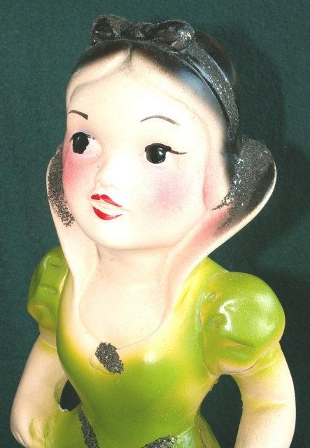 SNOW WHITE Carnival Chalkware Figurine - Toys