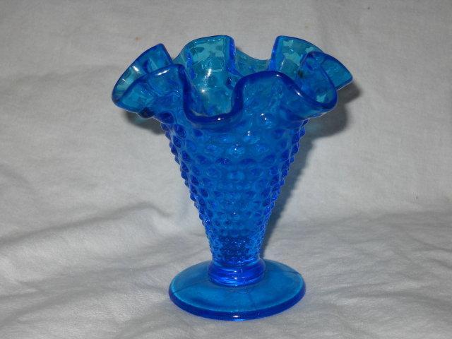 Fenton blue hobnail vase