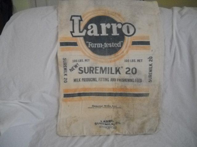 Feed sack Larro, GENERAL MILLS,INC.
