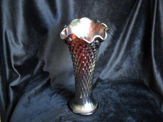 Canival glass vase