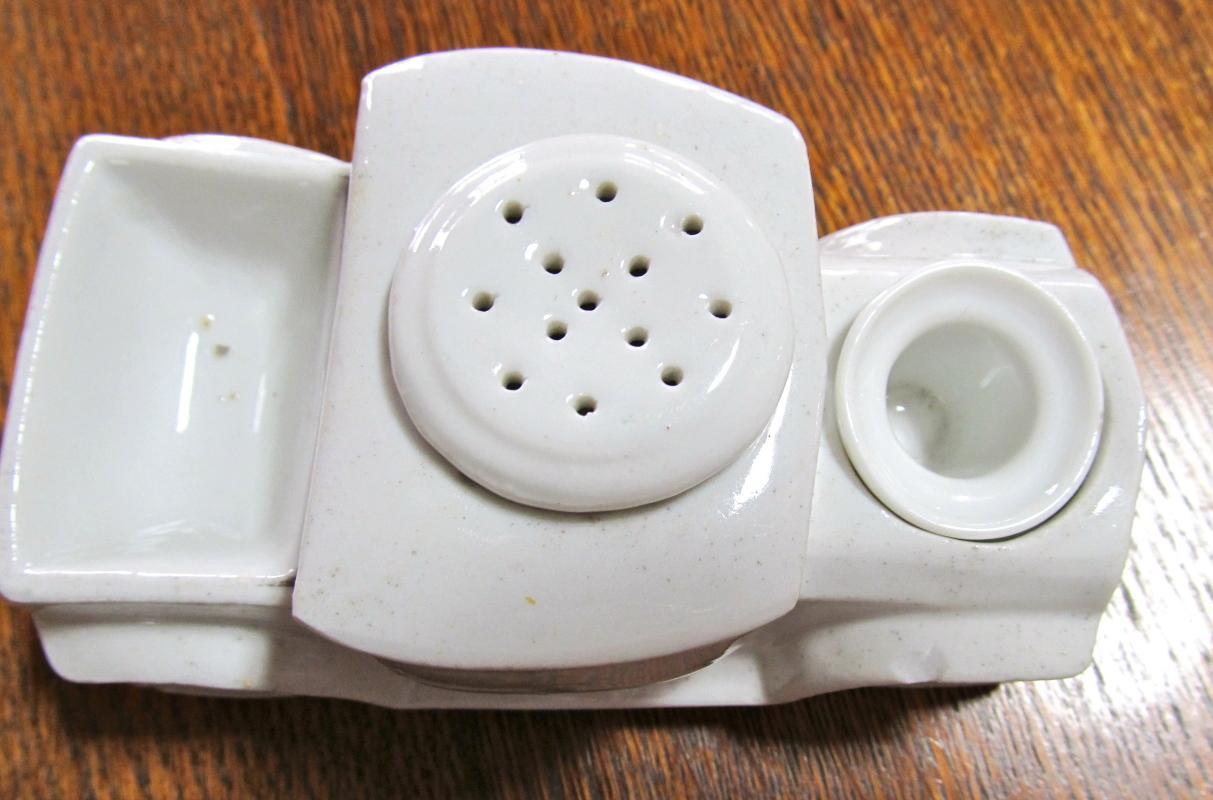 Inkwell Ink Well Pounce Pot Old Truck - fine porcelain