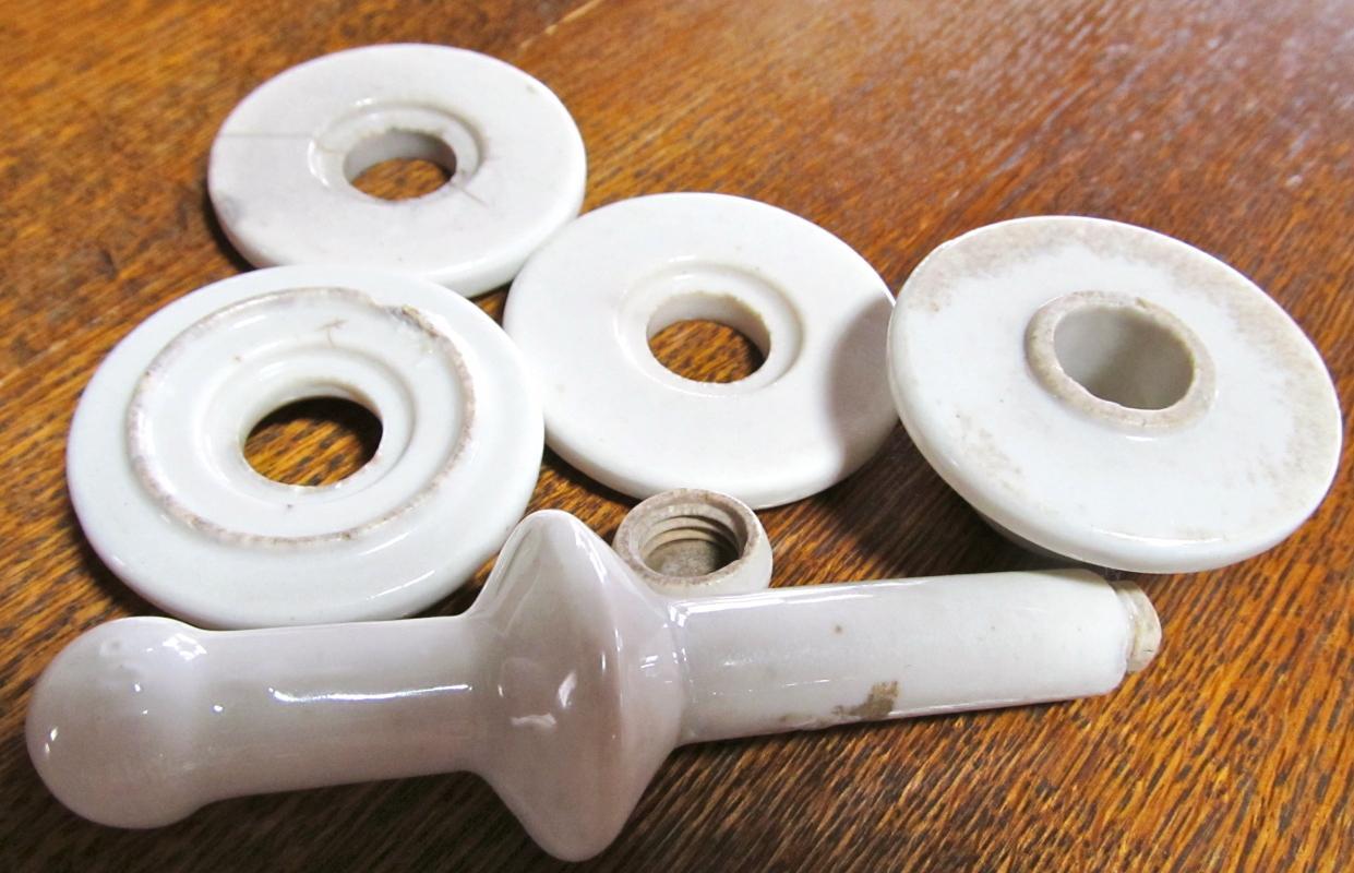 Kent Products Clothes Darner - Fine Porcelain