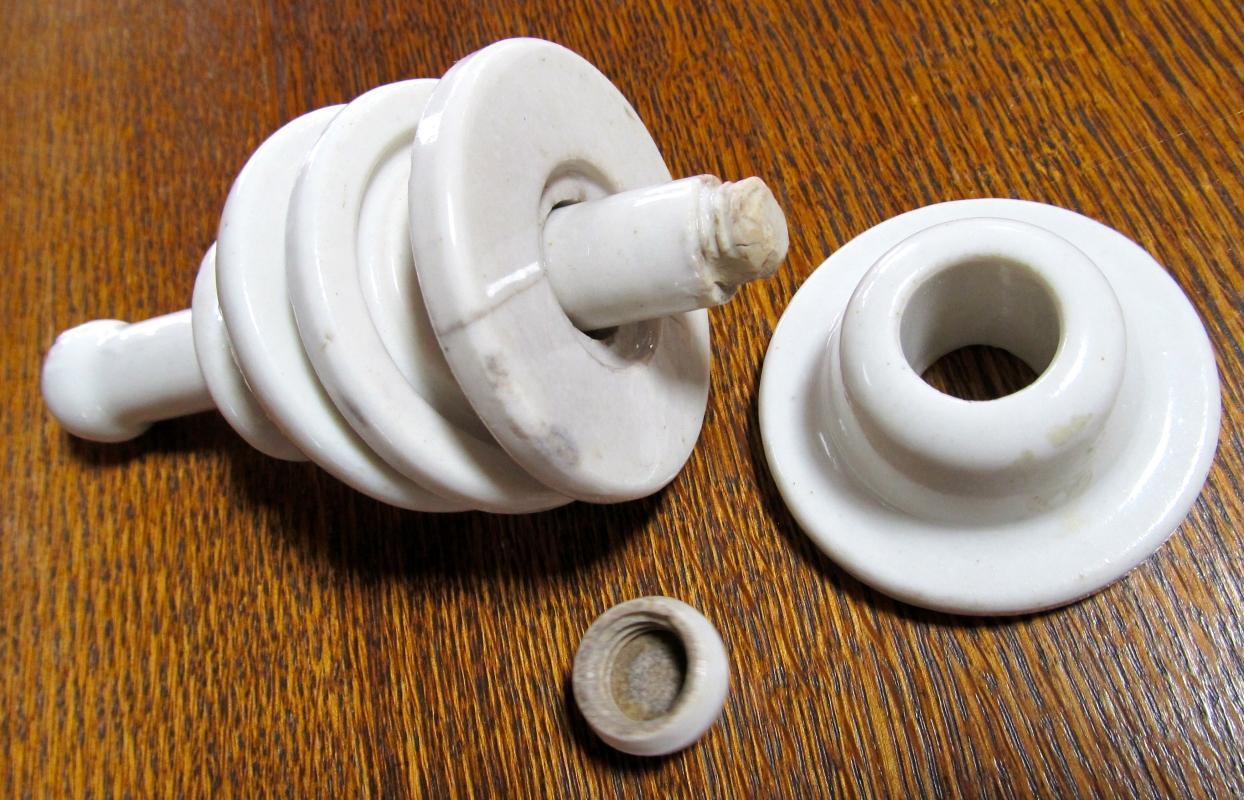 Kent Products Clothes Darner - Fine Porcelain