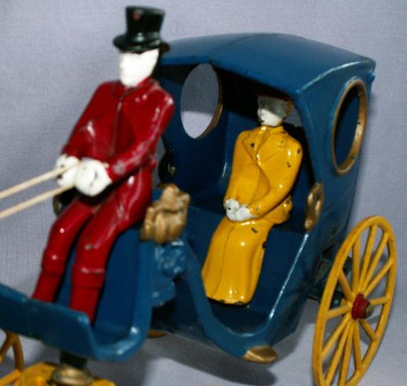 Kenton Cast Iron Horse Drawn Hansom Cab - Toys