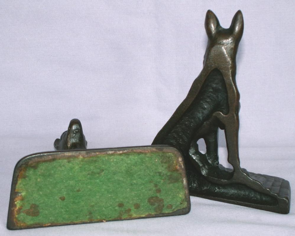 Cast Iron GERMAN SHEPHERD Bookends - Metalware