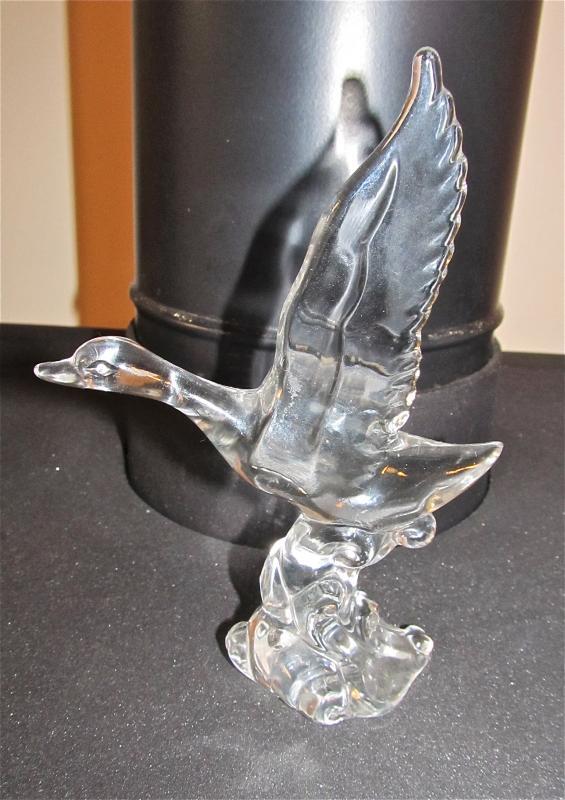 Heisey Mallard Marked WINGS Half - Glass