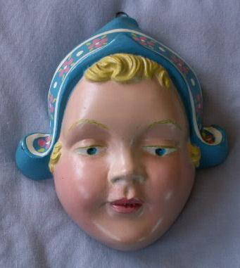 Chalkware DUTCH GIRL Stringholder - Misc.