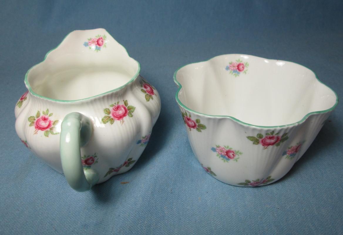 Shelley ROSEBUD Creamer & Sugar - Pottery Vintage Porcelain