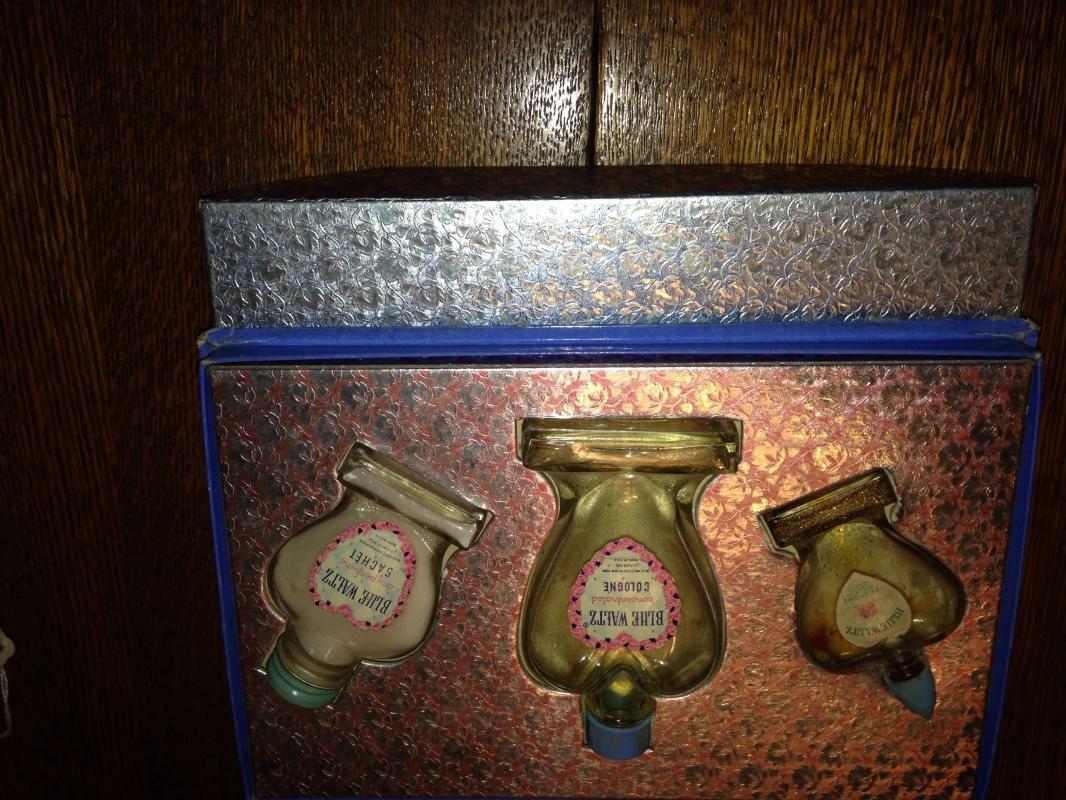 Blue Waltz JOUBERT Gift Box - Bottles