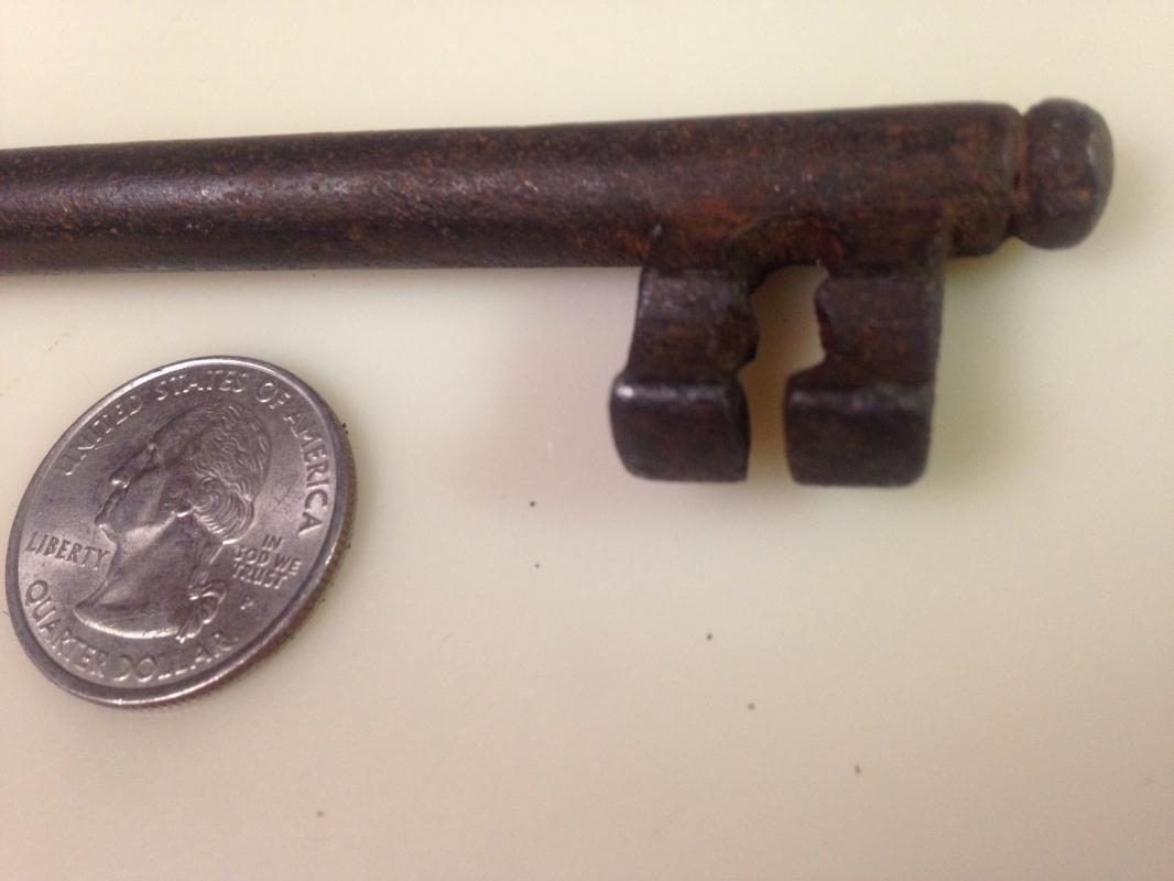 6 Inch JAIL HOUSE KEY Cast Iron - Metalware
