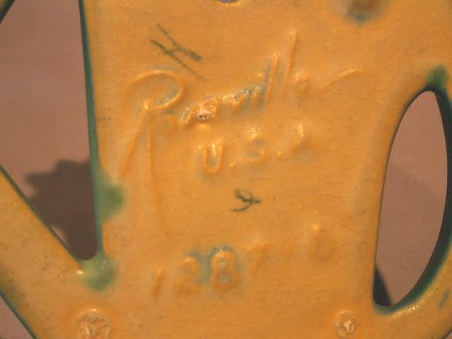 ROSEVILLE Blue BLEEDING HEART Wall Pocket - Pottery